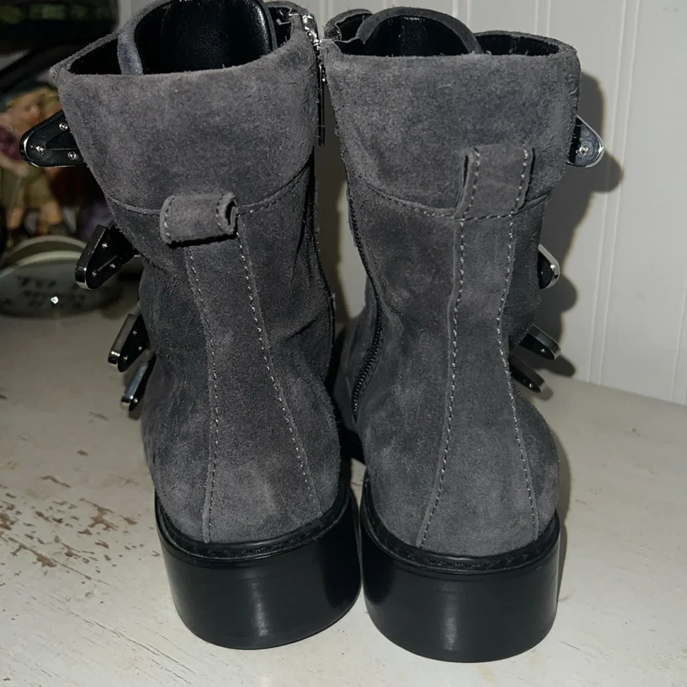 NWT Marc Fisher LTD Diante Booties Grey Suede. 7.5 buckle